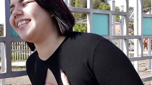 Jade Sweet Is Submissive and Wants to Be Treated Like a Bitch. It's How Rich Eh My People Keep Watching. xxx blowjob video